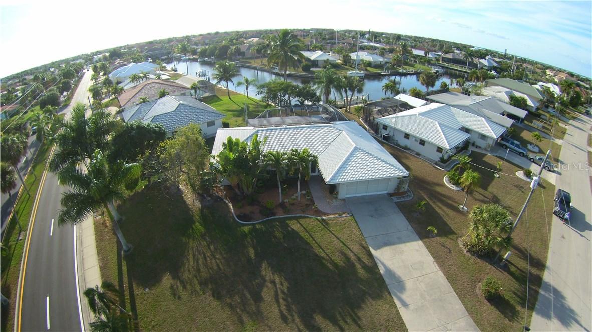 193 Crescent Dr., Punta Gorda, FL 33950