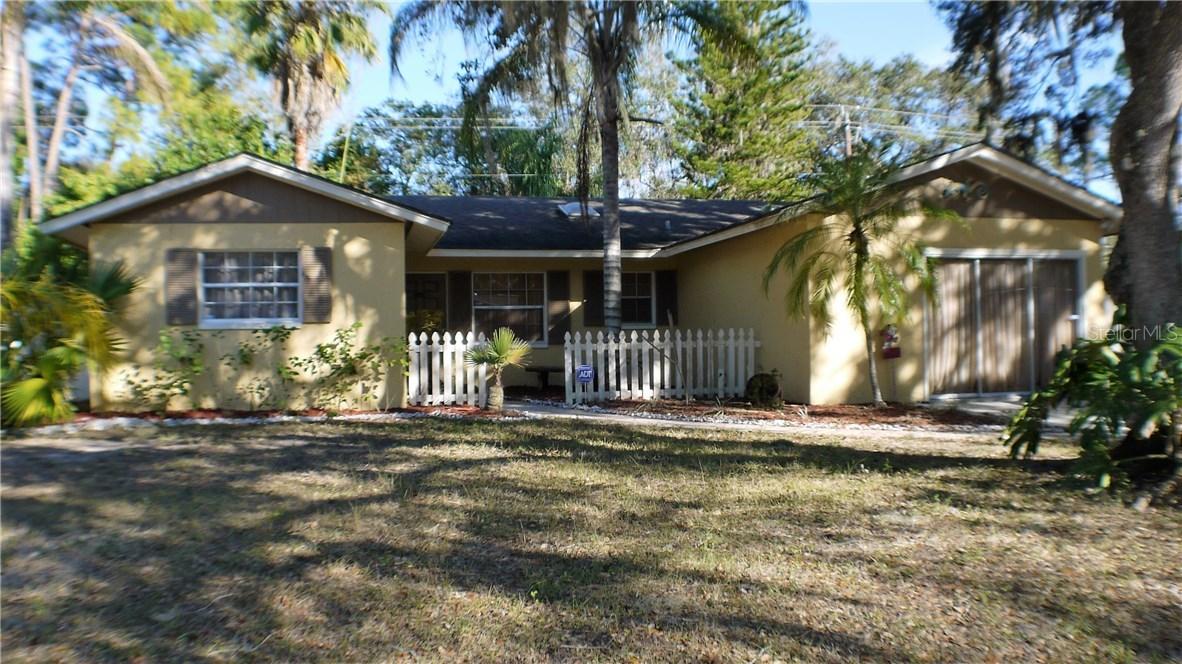 3417 Kingswood Dr., Sarasota, FL 34232
