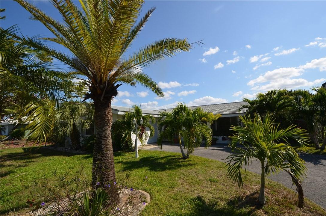2285 Palm Tree Dr., Punta Gorda, FL 33950