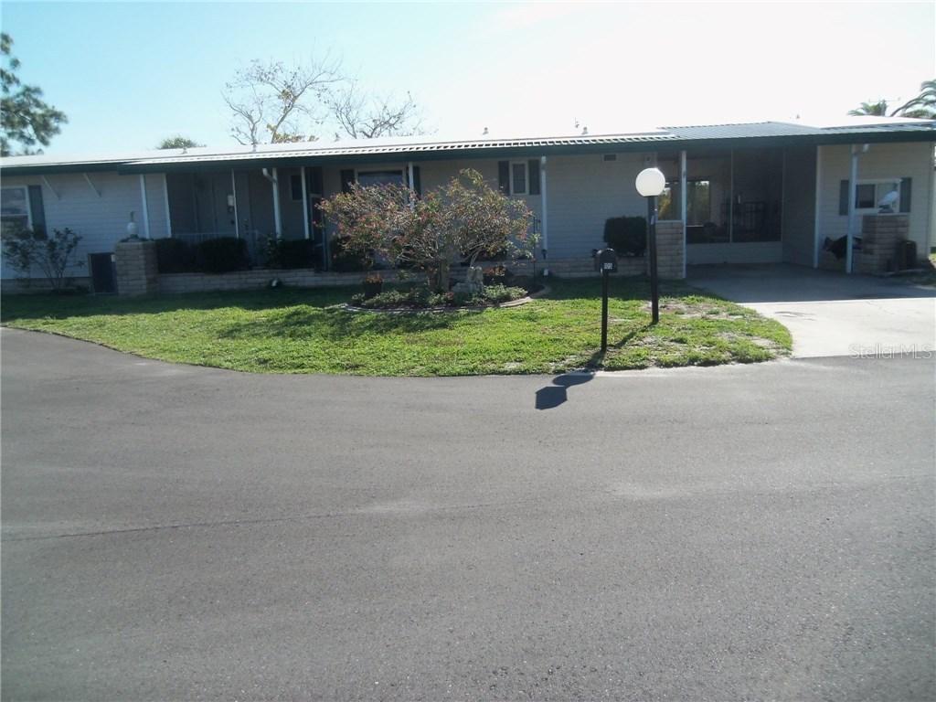 105 Lazy River Rd., North Port, FL 34287