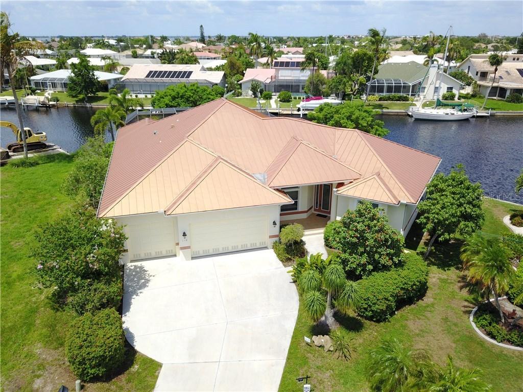 110 Bayshore Ct., Punta Gorda, FL 33950
