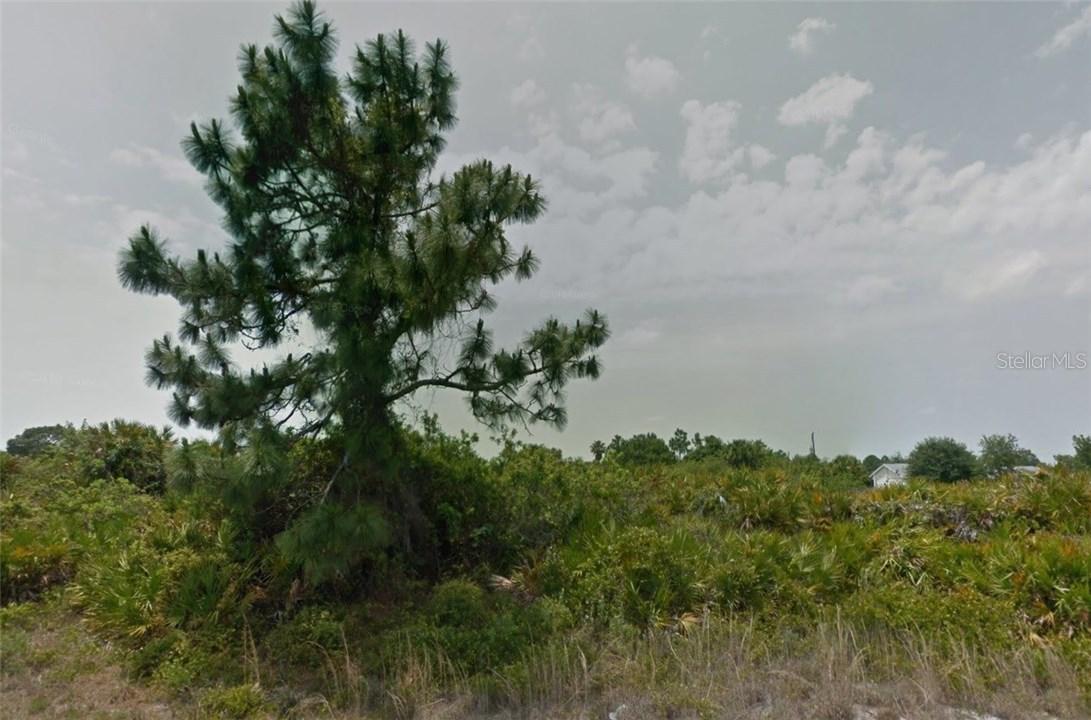 5155 Cannon St., Port Charlotte, FL 33981