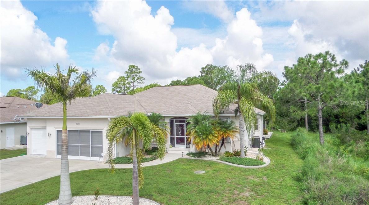9395 Hallendale Dr., Port Charlotte, FL 33981