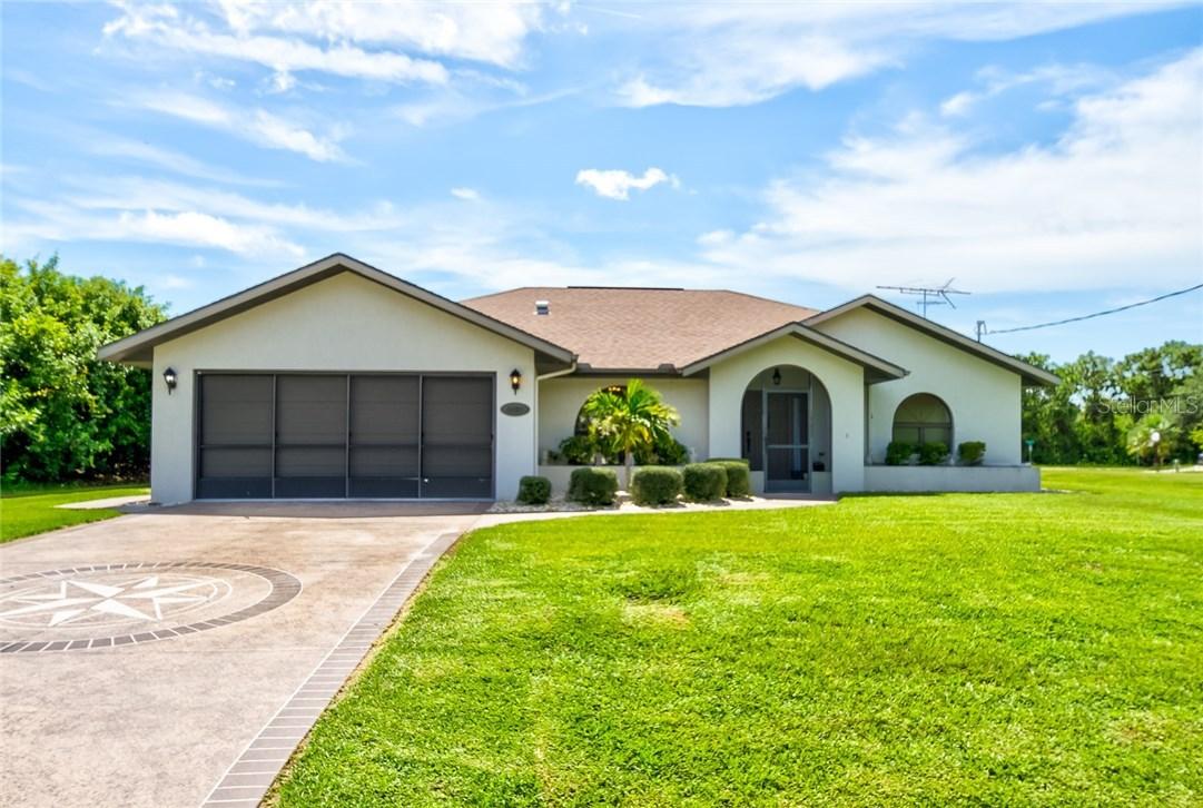 5261 Cannon St., Port Charlotte, FL 33981