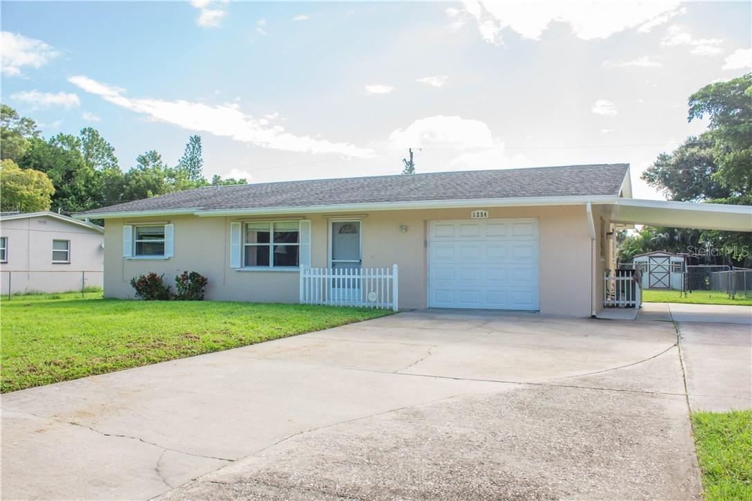 1254 Sabal Gardens Dr., North Fort Myers, FL 33903