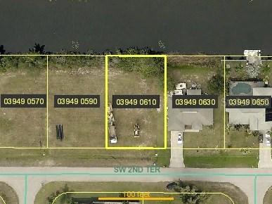 2437 SW 2nd Ter., Cape Coral, FL 33991