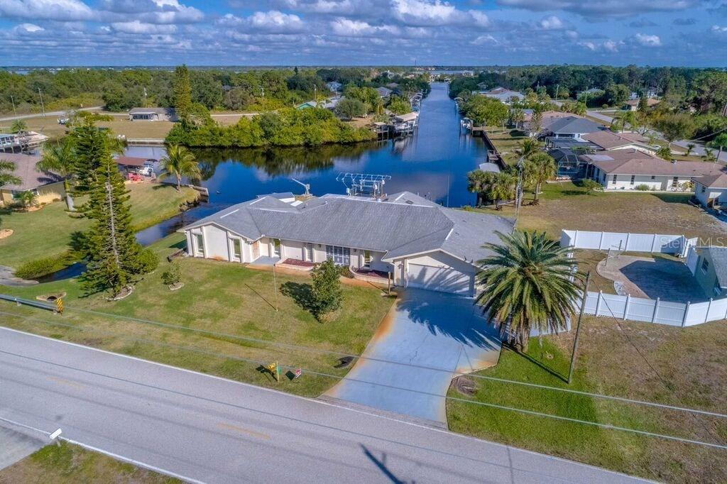 4296 Gillot Blvd., Port Charlotte, FL 33981