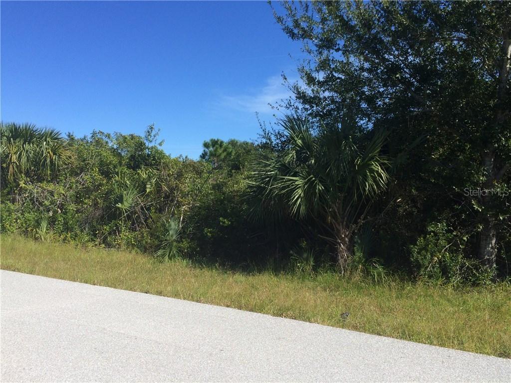 6168 Lomax St, Englewood, FL 34224