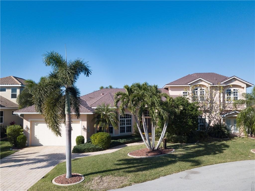 2120 Palm Tree Dr., Punta Gorda, FL 33950
