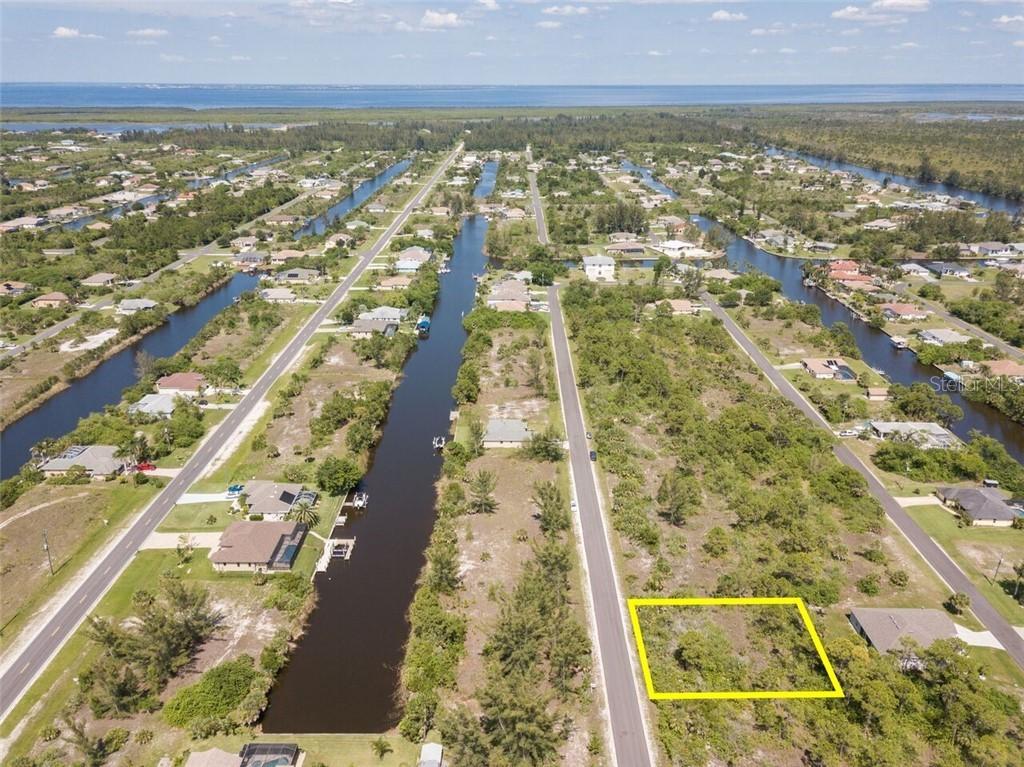 15567 Brainbridge Cir., Port Charlotte, FL 33981