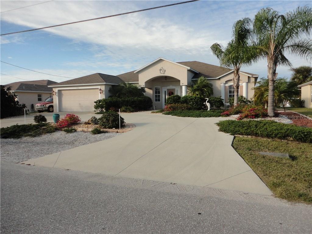17148 Seashore Ave., Port Charlotte, FL 33948