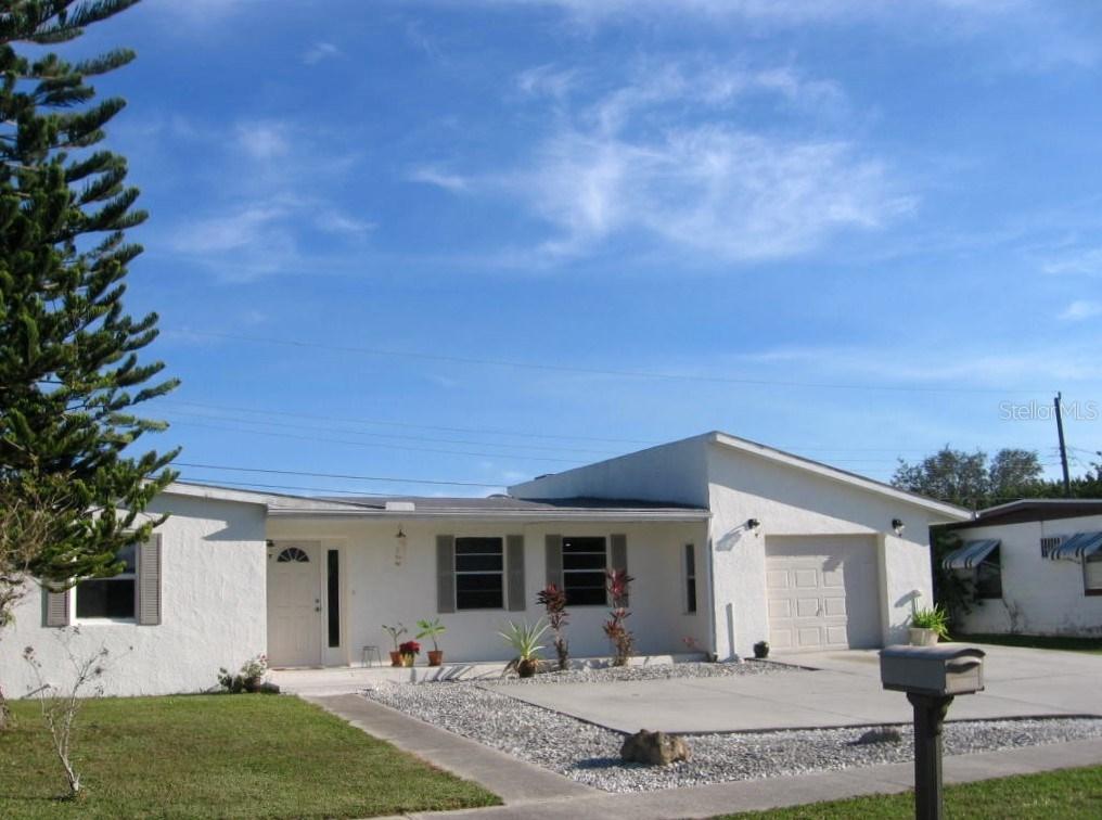 22041 Beverly Ave., Port Charlotte, FL 33952