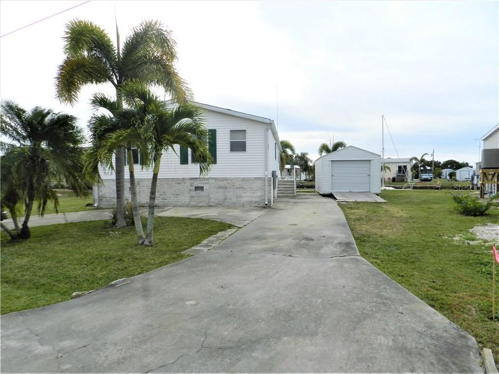 721 Kingfish Ct., Punta Gorda, FL 33950