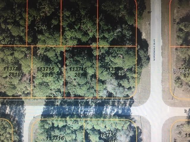 Lawn (lot 14) Ave., North Port, FL 34288