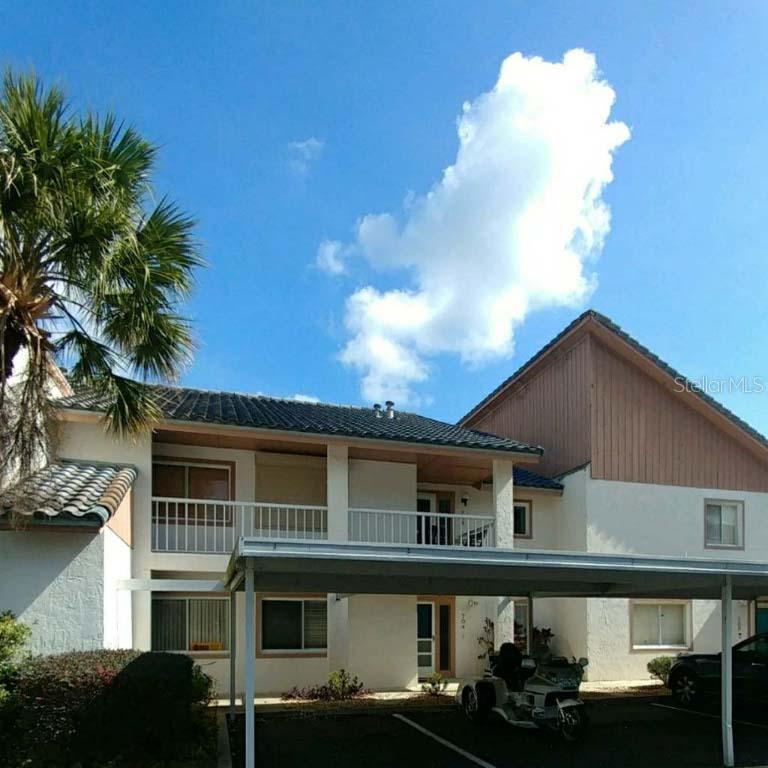 708 Country Ln., Winter Haven, FL 33881