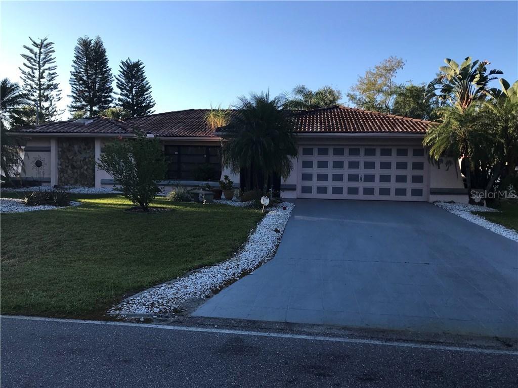 21175 Cottonwood Ave., Port Charlotte, FL 33952