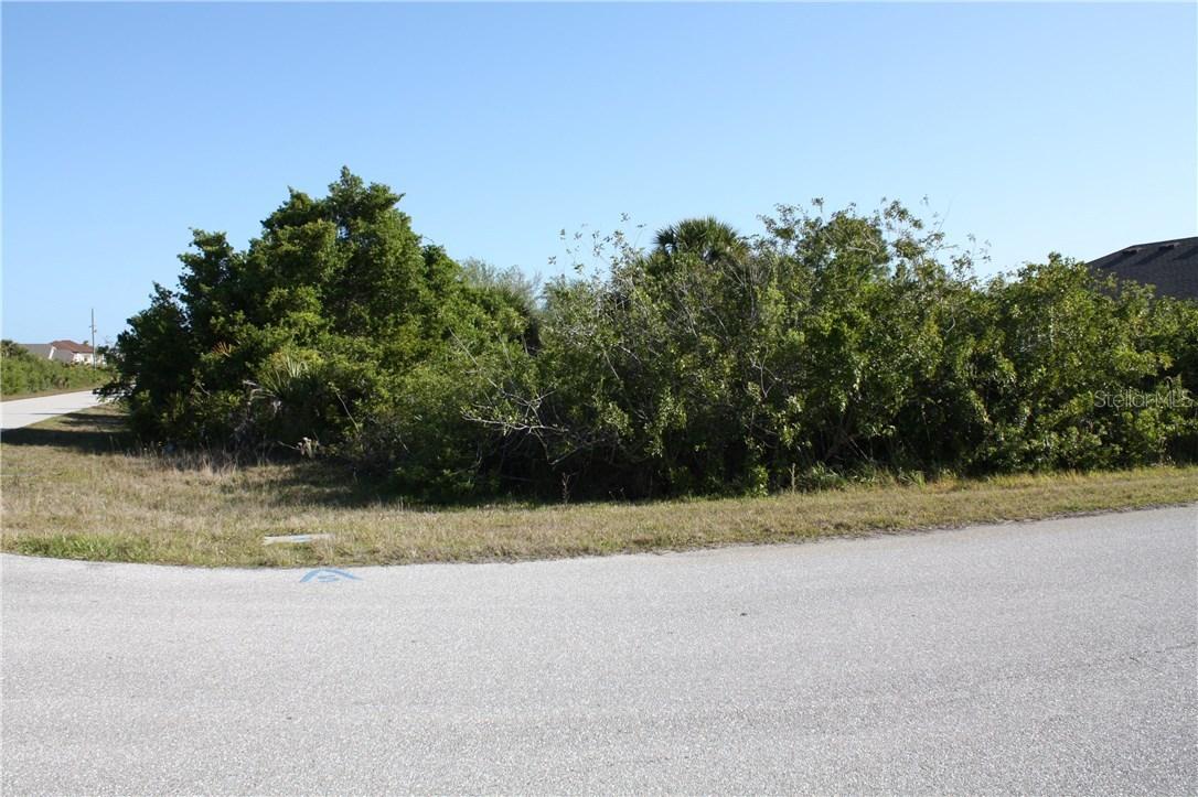 10154 Long Branch St., Port Charlotte, FL 33981