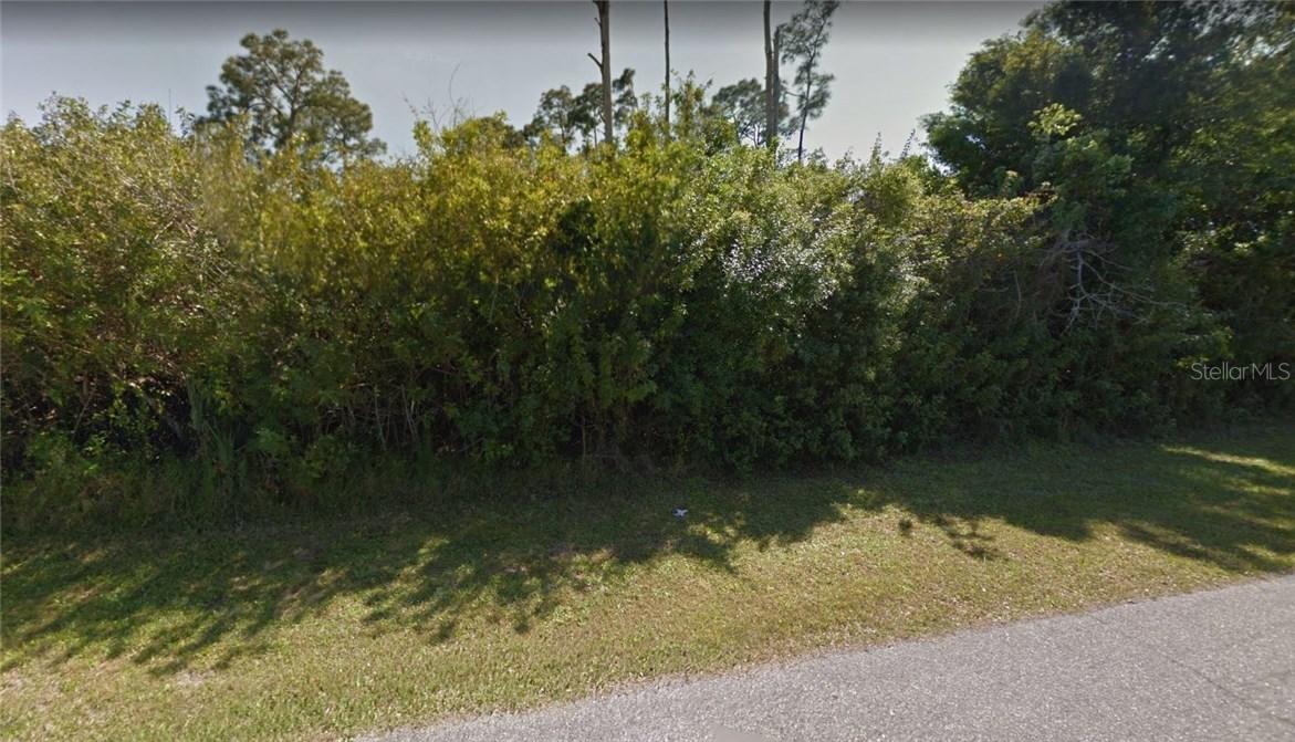 22509 Adorn Ave., Port Charlotte, FL 33952
