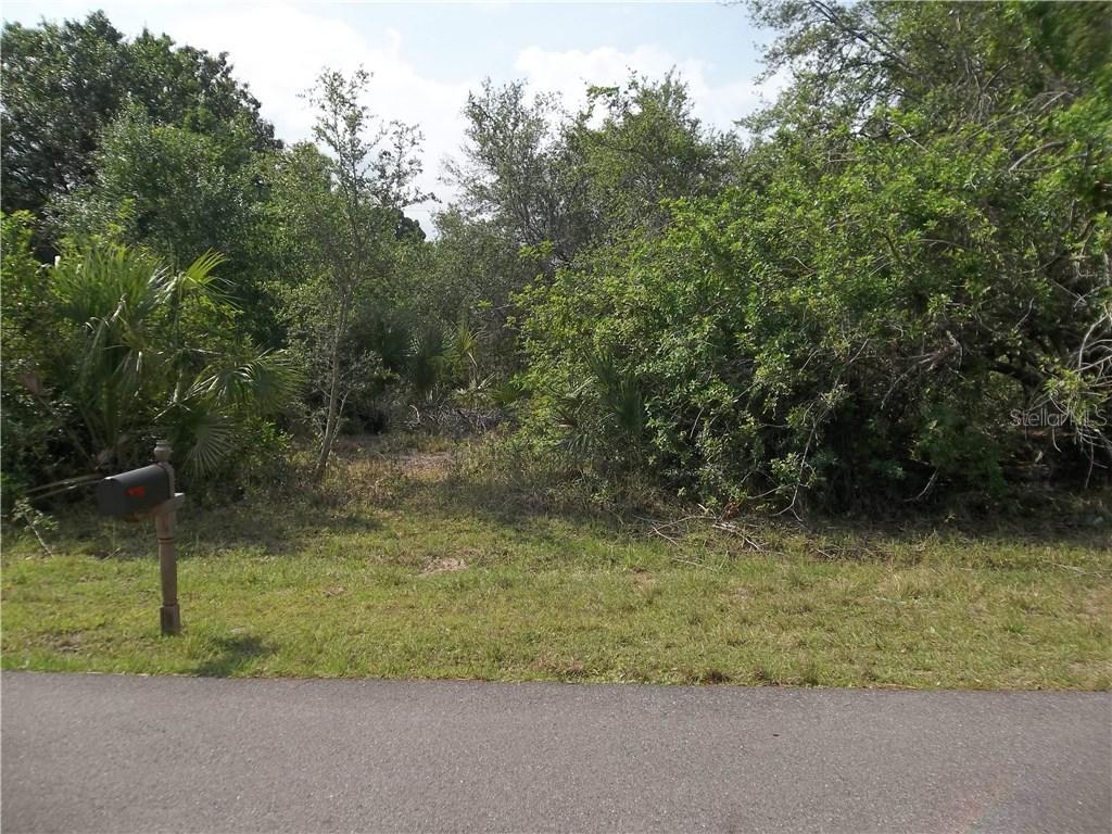 22351 Walton Ave., Port Charlotte, FL 33952