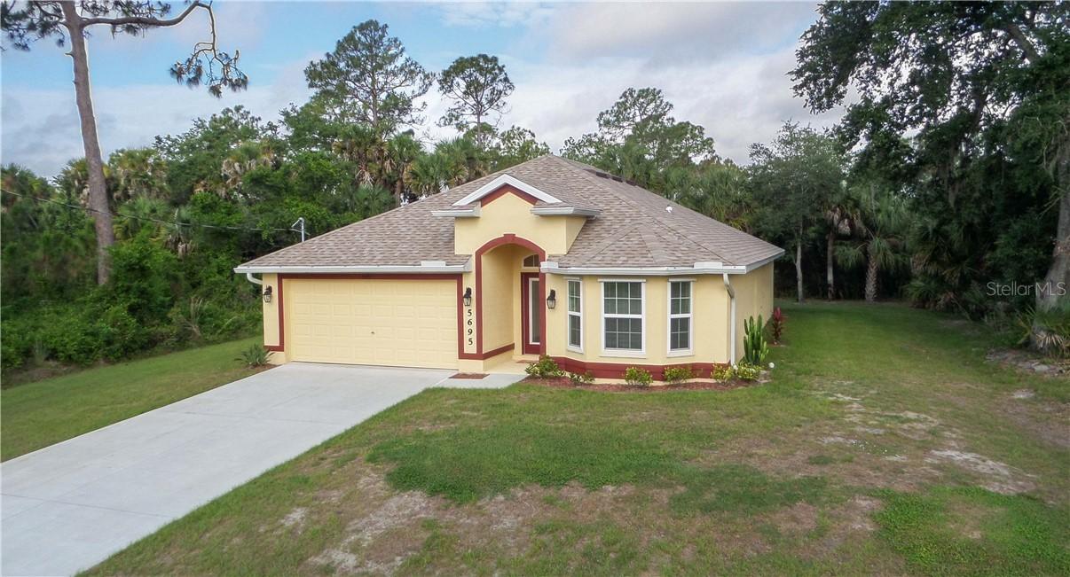 5695 Abelove Ln., North Port, FL 34291