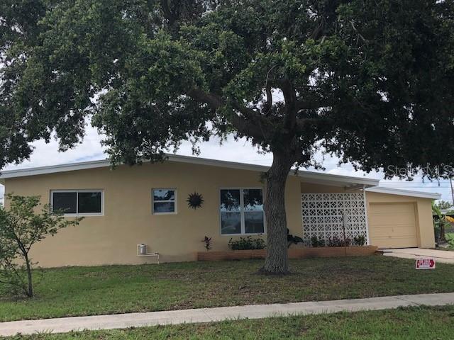 22199 Felton Ave., Port Charlotte, FL 33952