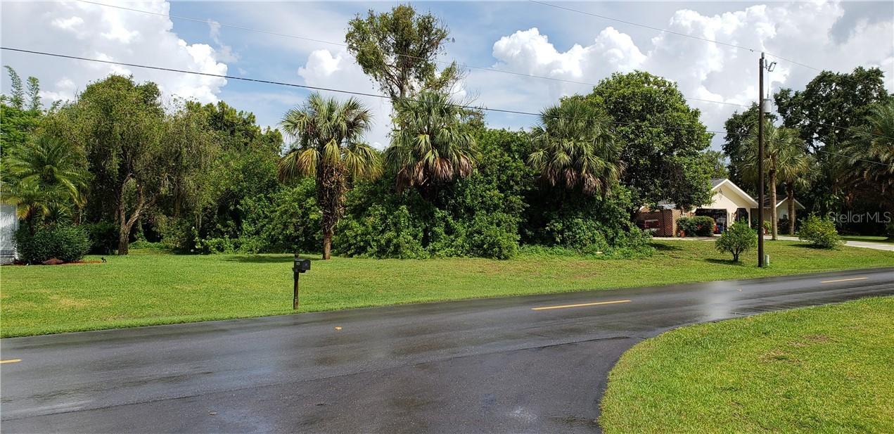 1324 Eppinger Dr., Port Charlotte, FL 33953