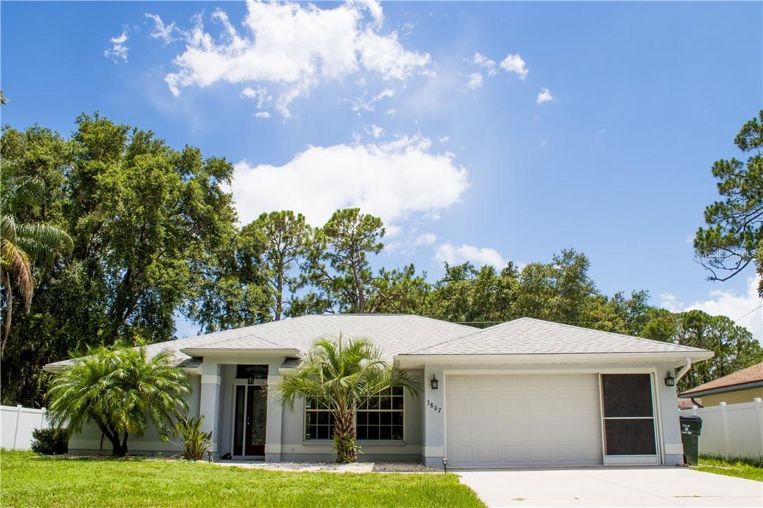 3807 Corvette Ln., North Port, FL 34287