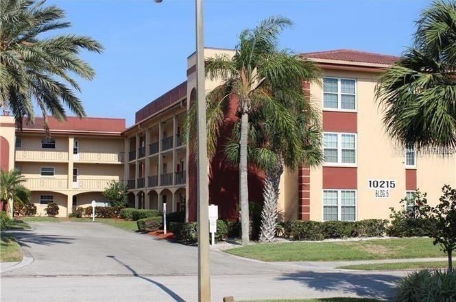 10215 Regal Dr. #9, Largo, FL 33774