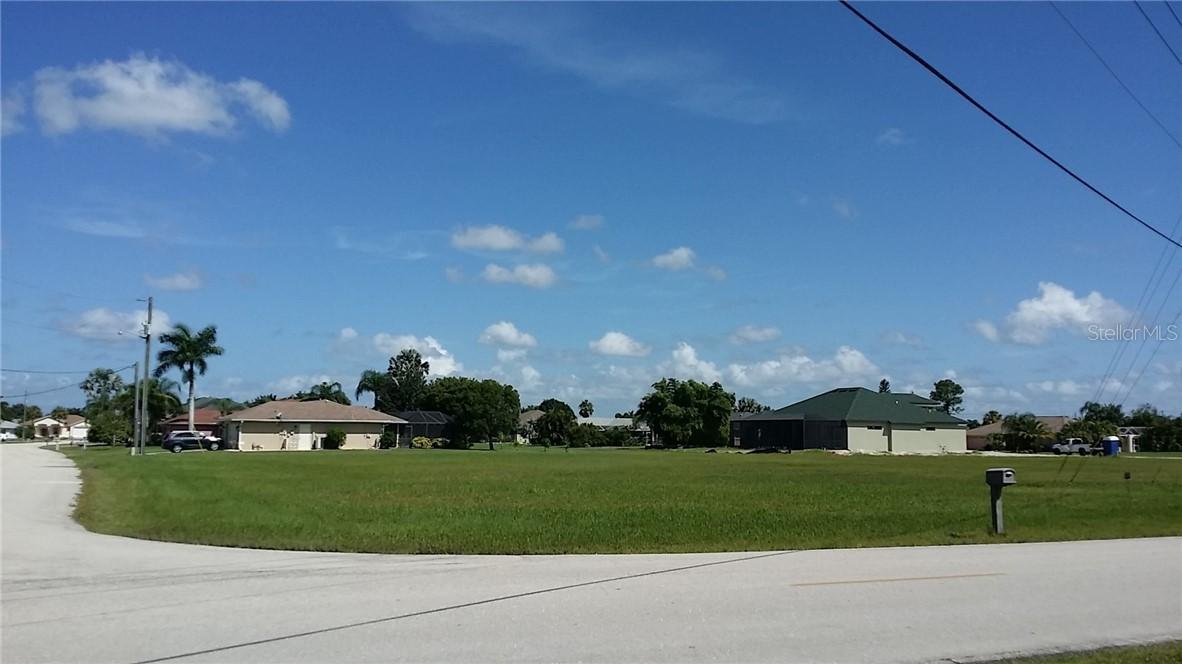 7290 Allamanda Ln, Punta Gorda, FL 33955