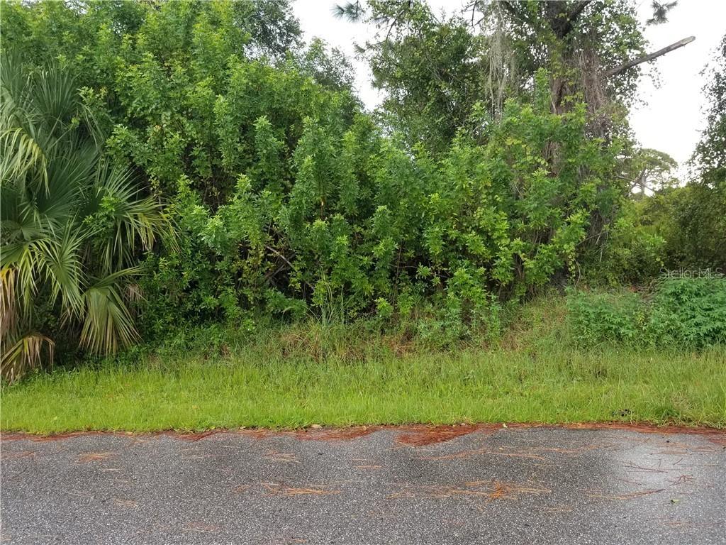 3288 Milwaukee St, Port Charlotte, FL 33980
