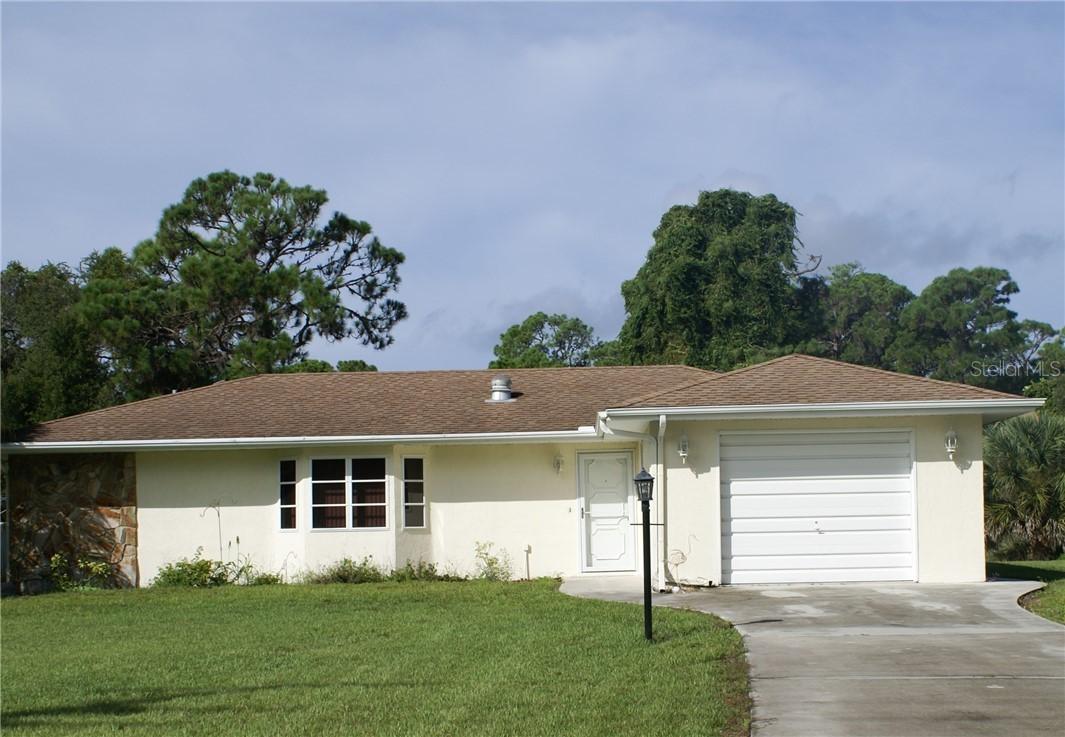 2056 Alamander Ave., Englewood, FL 34223