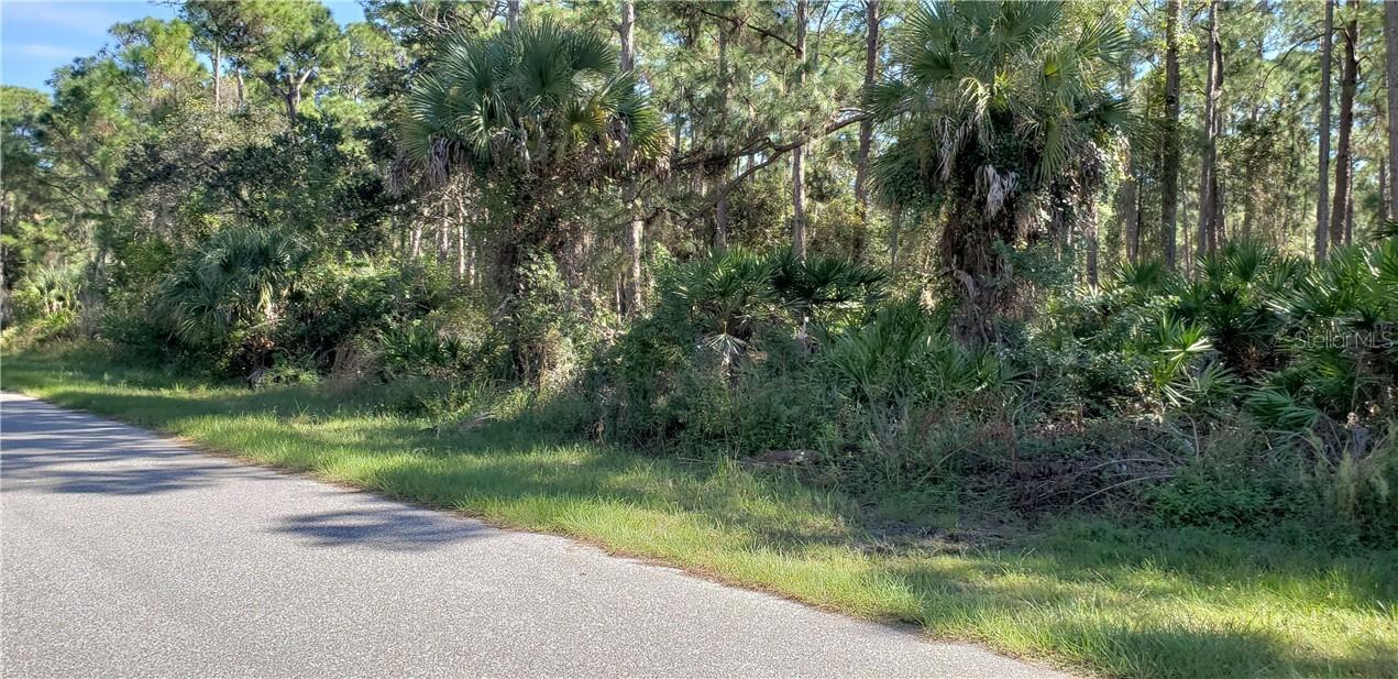 18093 Wakashan Ave., Port Charlotte, FL 33948