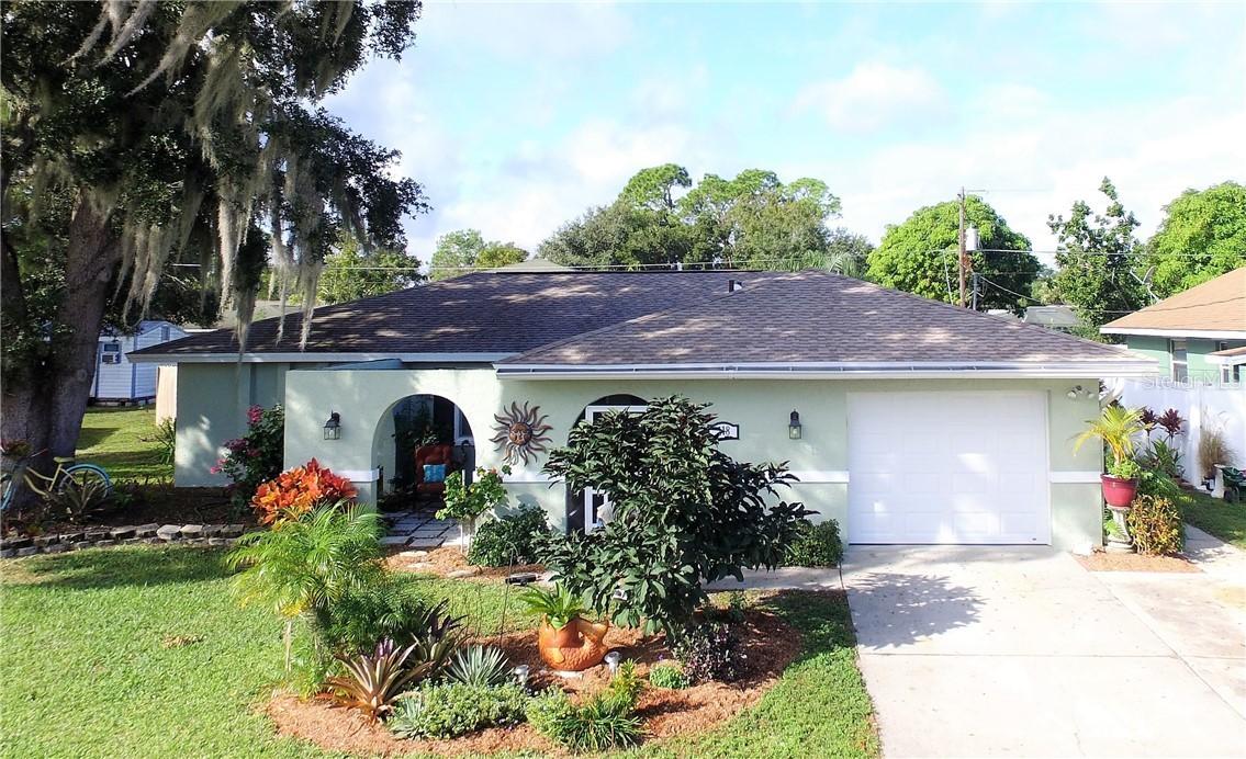 718 Bayard St, Port Charlotte, FL 33948