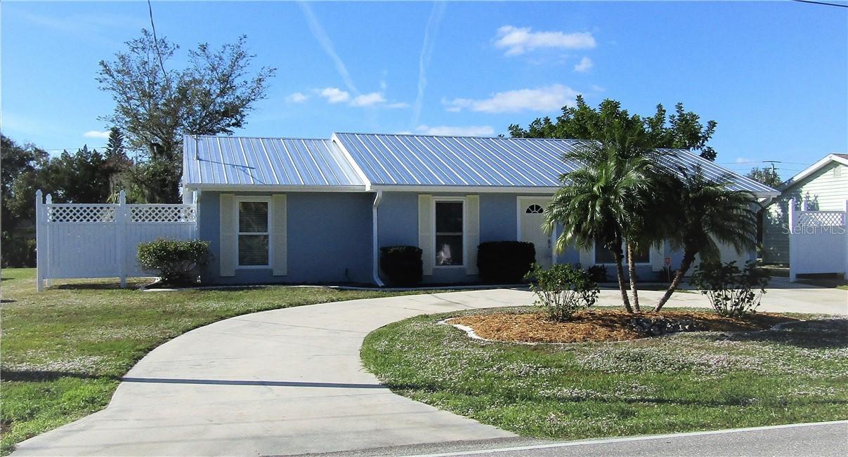 1603 Beacon Dr., Port Charlotte, FL 33952