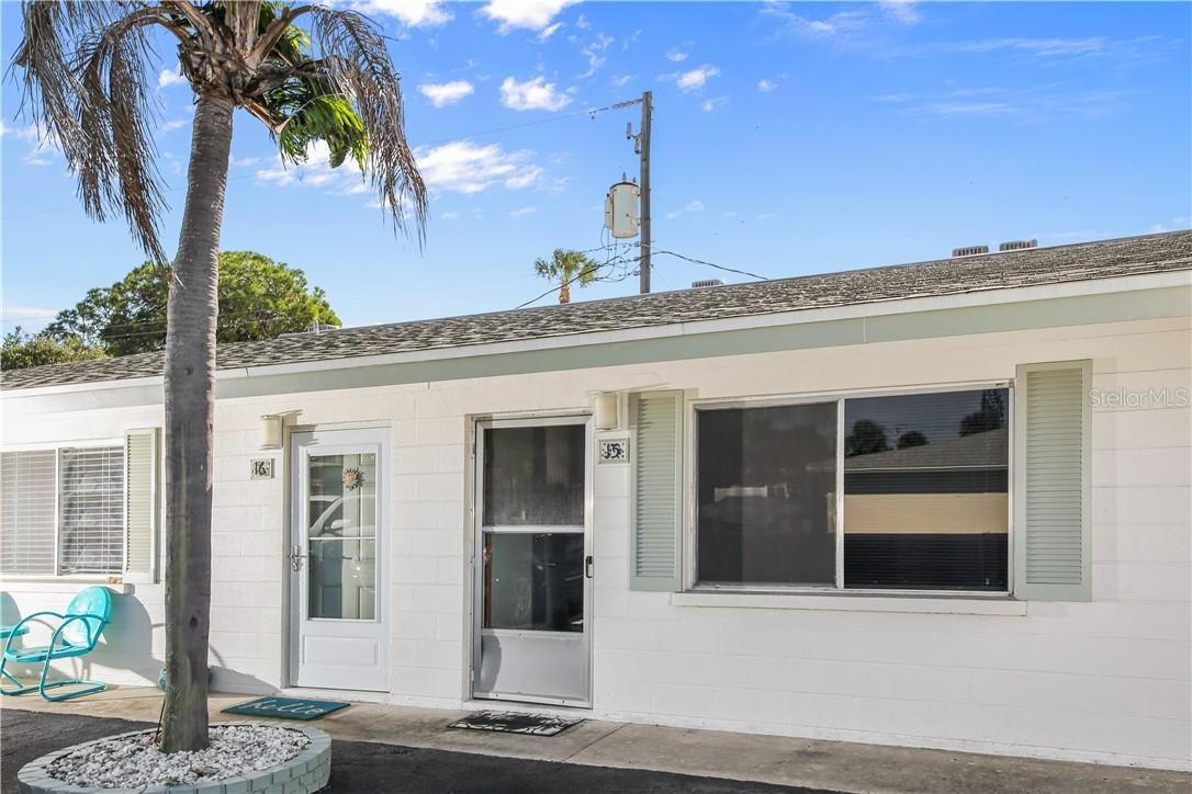 525 Manatee Ct. #15, Venice, FL 34285