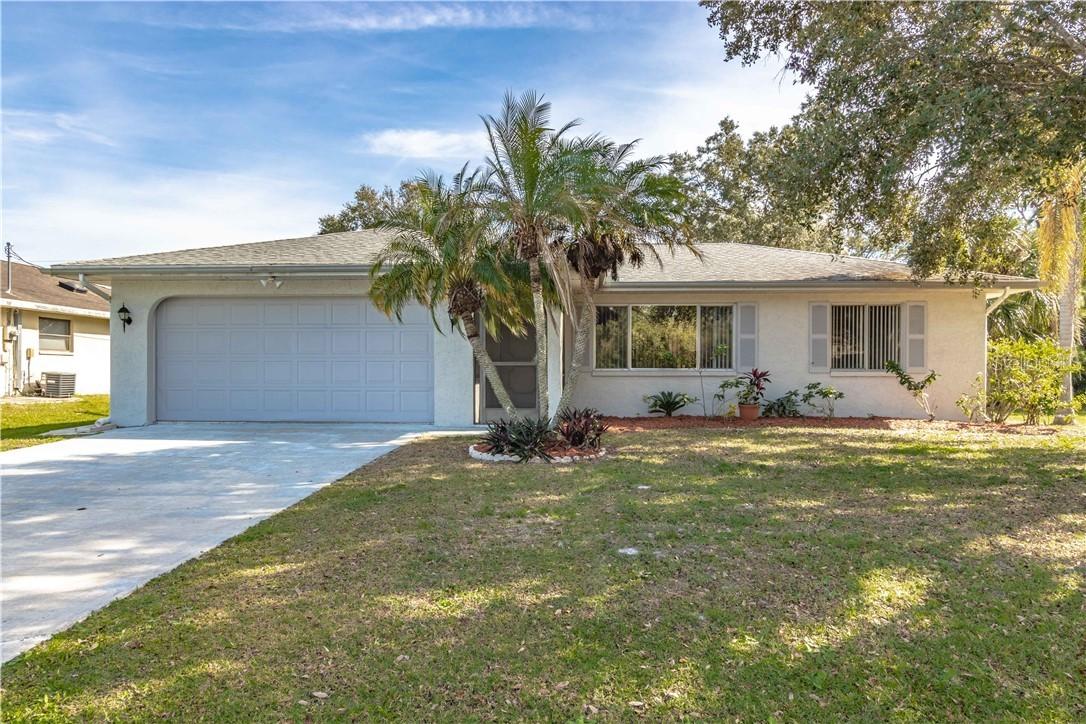 1242 Stamford St., Port Charlotte, FL 33952