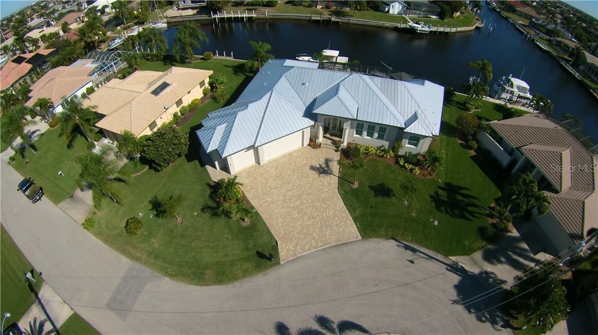 3318 Dominica Ct., Punta Gorda, FL 33950