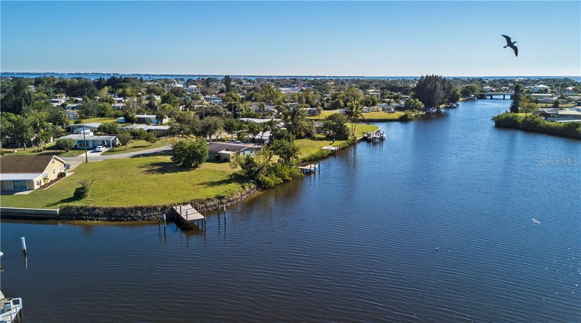 133 Poinsettia Cir., Port Charlotte, FL 33952