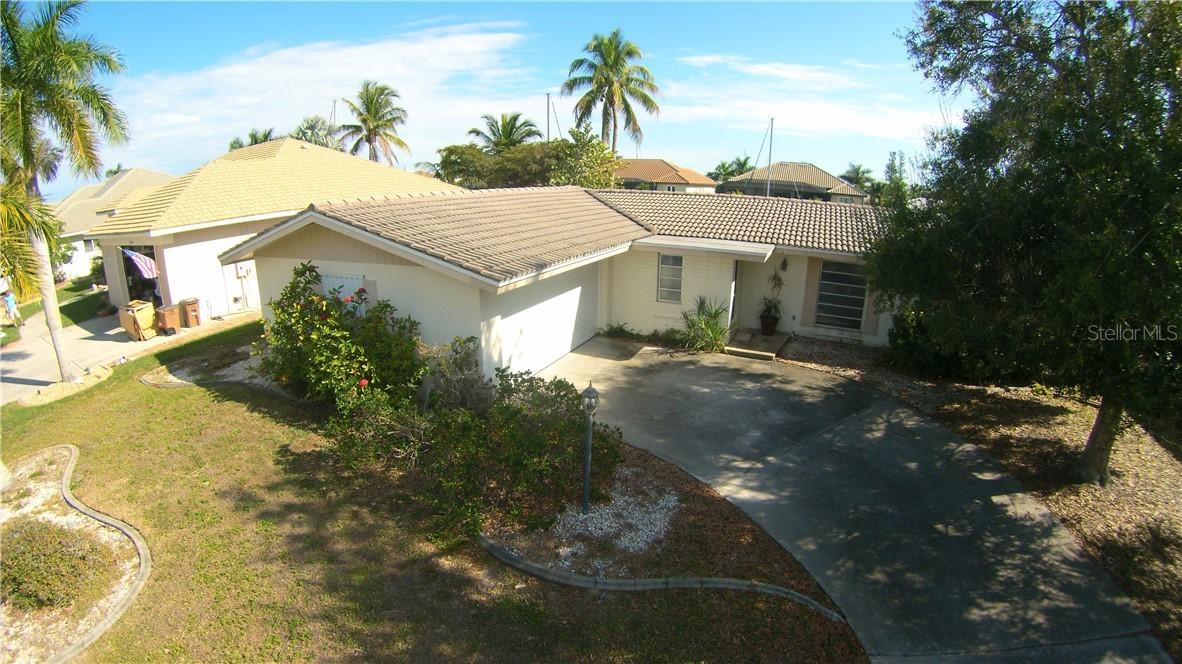 2471 Palm Tree Dr., Punta Gorda, FL 33950