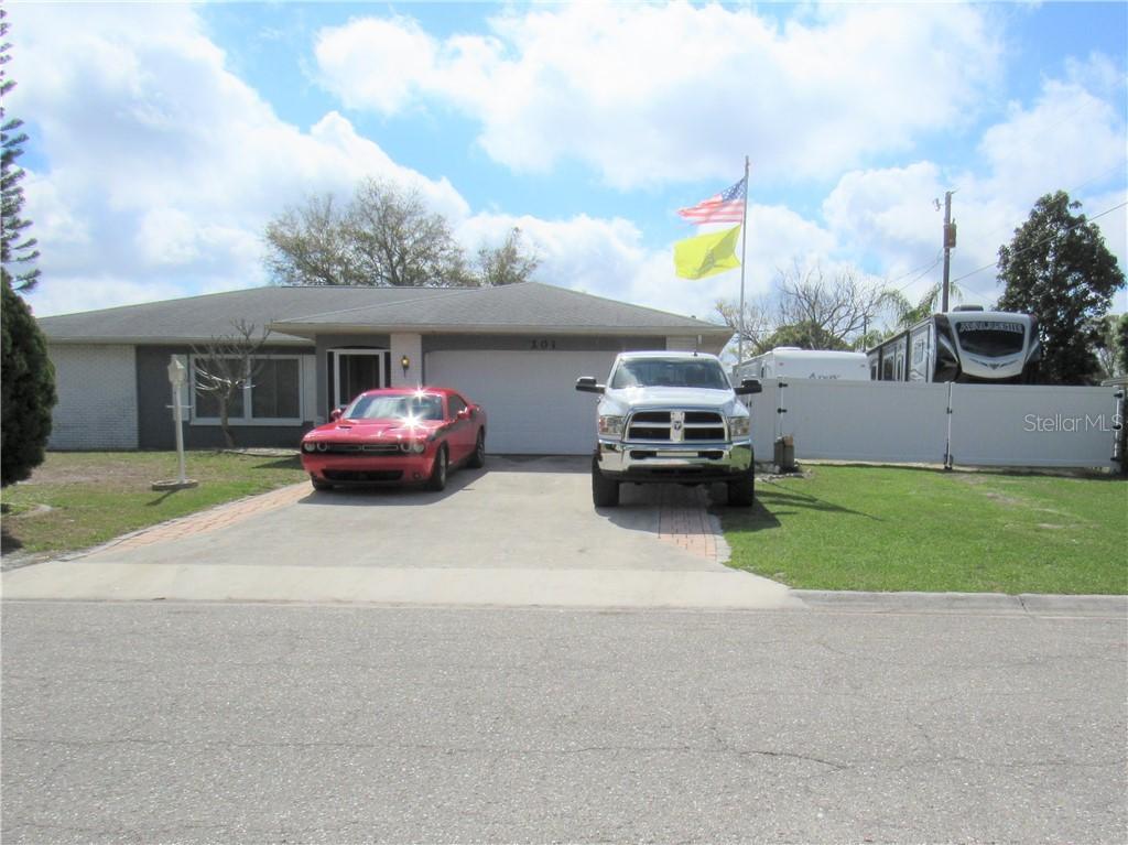 201 Malvern Dr., Venice, FL 34293