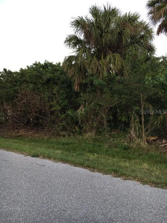 313 Lambert St., Port Charlotte, FL 33948