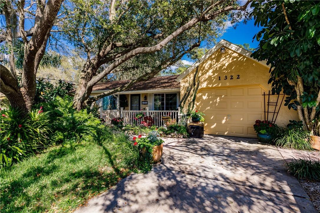 1322 Kenmore St., Port Charlotte, FL 33952
