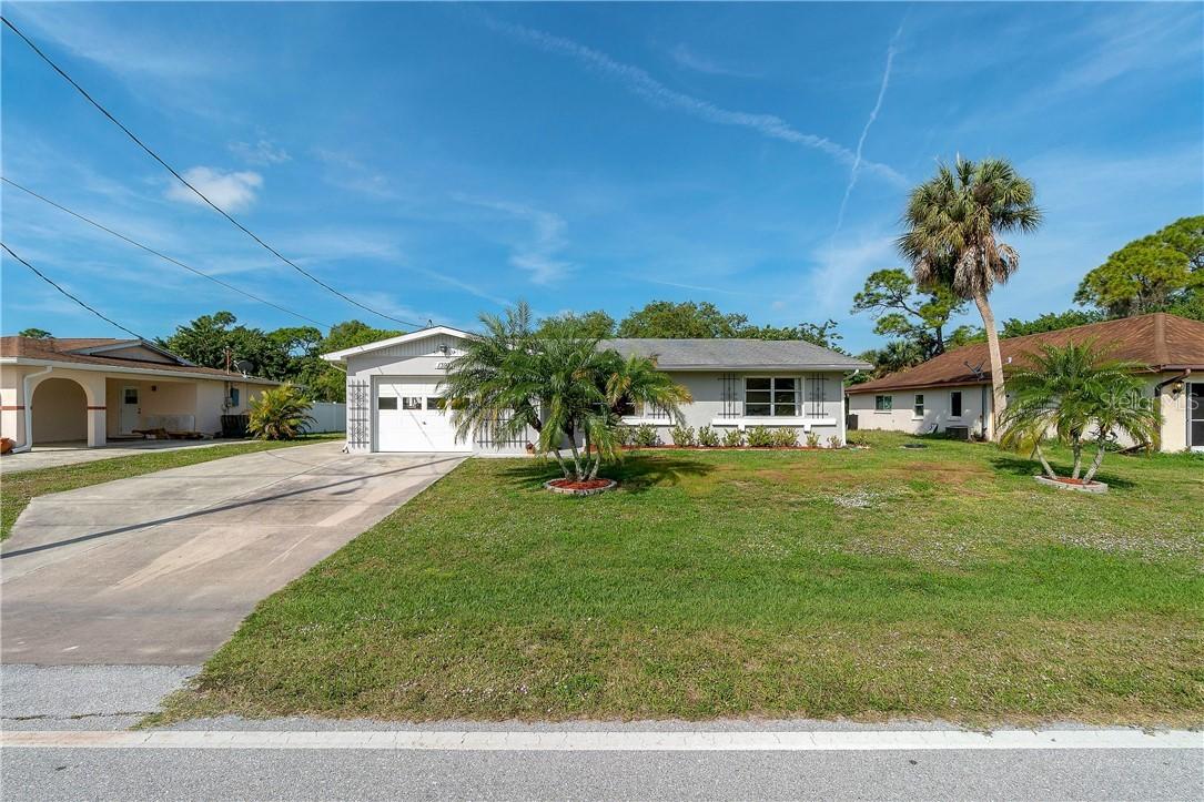 1397 Dorchester St., Port Charlotte, FL 33952