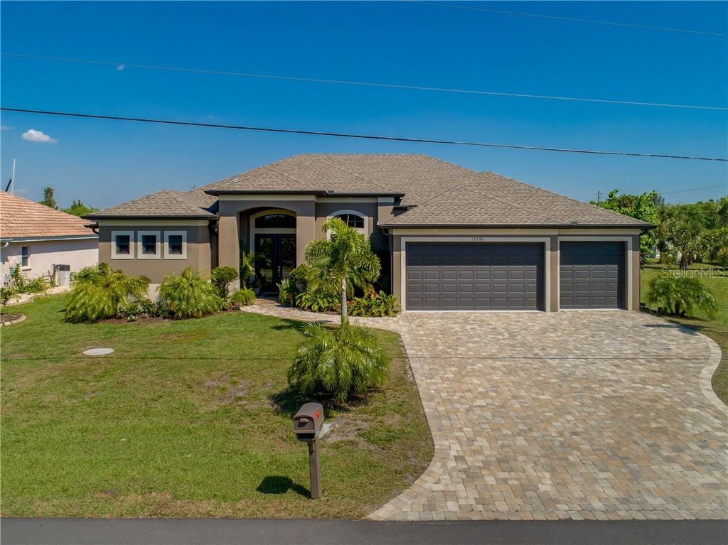 17196 Seashore Ave., Port Charlotte, FL 33948