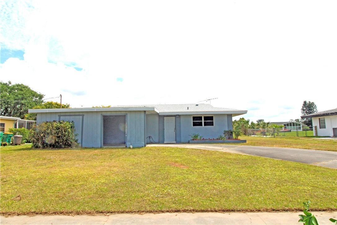 2204 Hayworth Rd., Port Charlotte, FL 33952