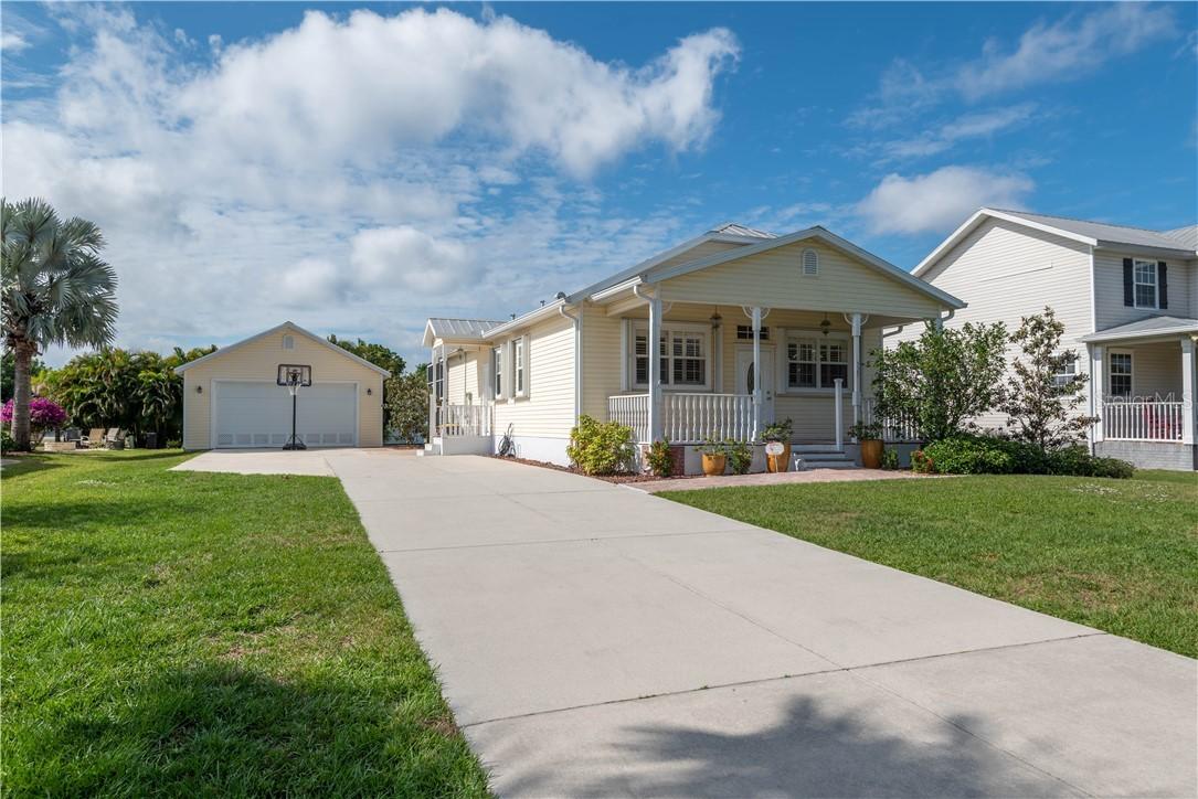 327 W Mckenzie St., Punta Gorda, FL 33950