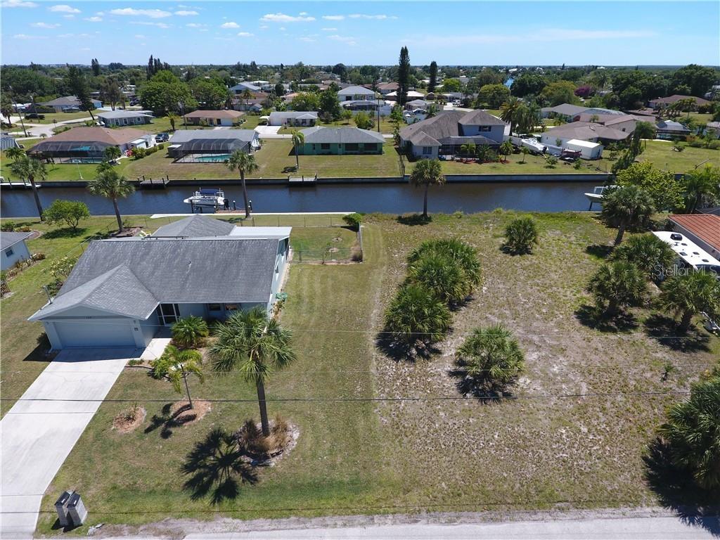 129 Barre Dr., Port Charlotte, FL 33952