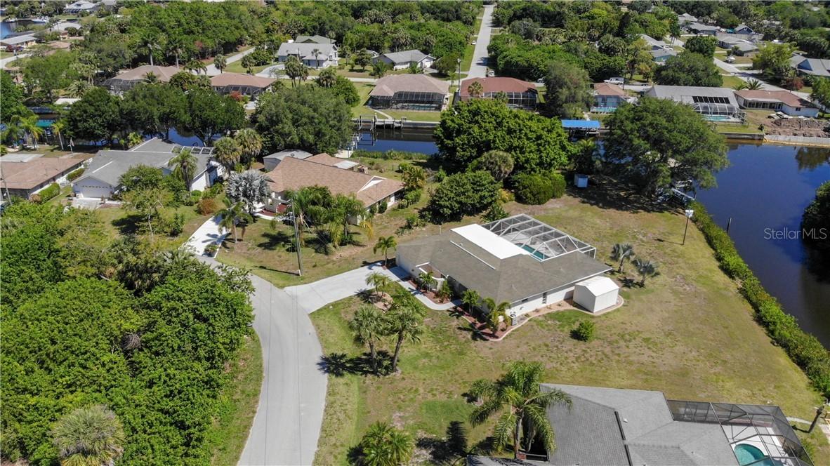 18592 Alphonse Cir, Port Charlotte, FL 33948