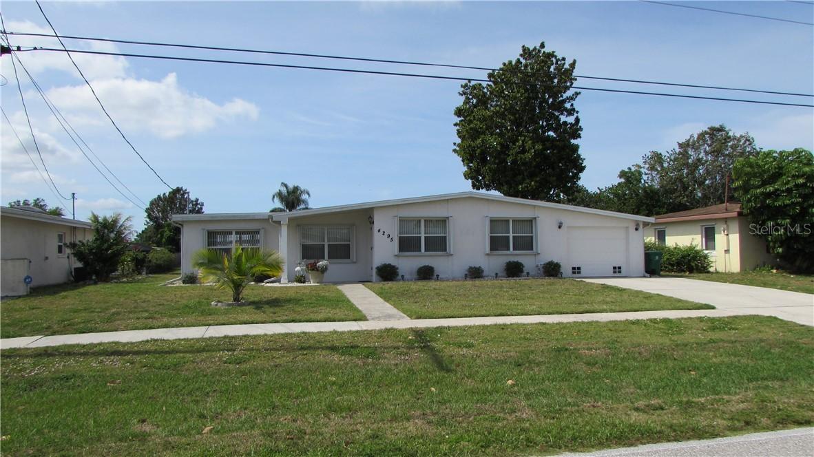 4295 Conway Blvd., Port Charlotte, FL 33952