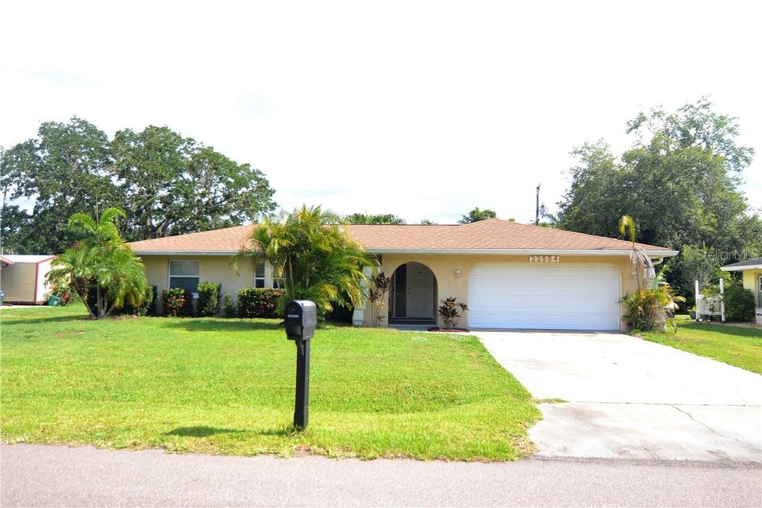 22554 Laika Ave., Port Charlotte, FL 33952